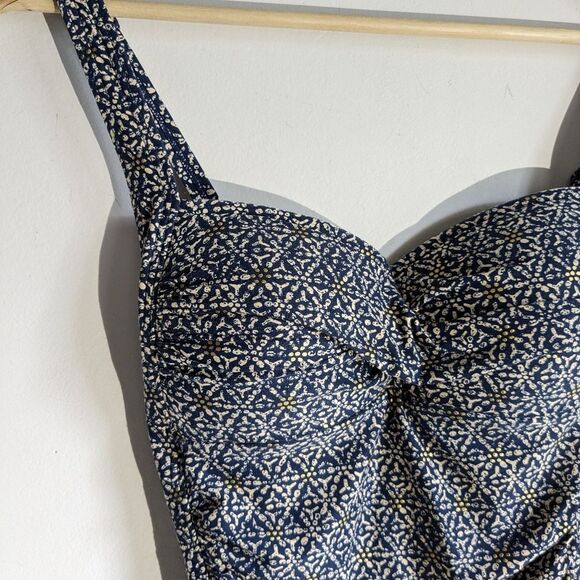 Niptuck Swim One Piece Swimsuit Women's Size 6 - Picture 3 of 5